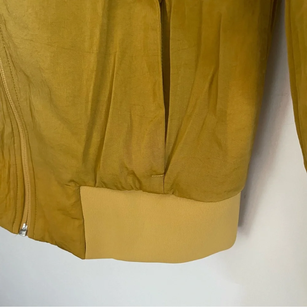 Lululemon Non-Stop Bomber Jacket REVERSIBLE  in Parachute Size 6